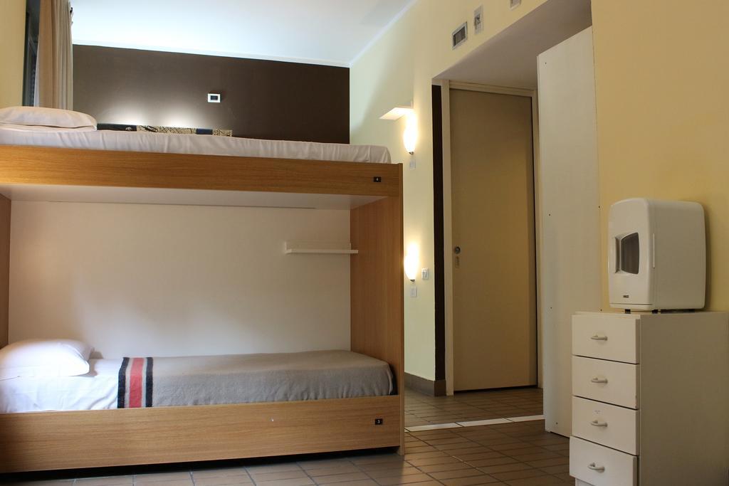 מילאנו New Generation Hostel Citta Studi מראה חיצוני תמונה